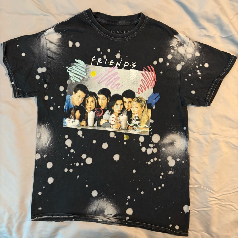 FRIENDS Black and White Short Sleeve Tee